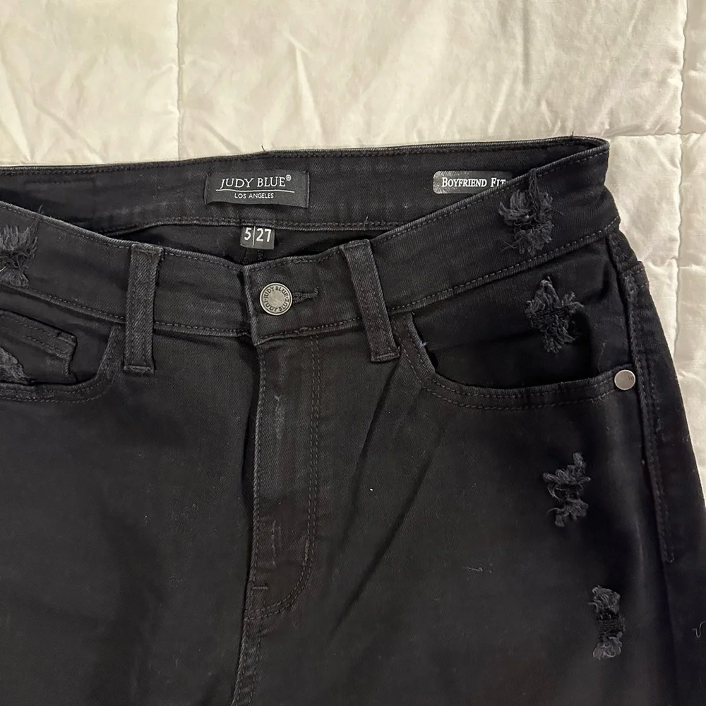 Judy Blue Black Distressed Jeans - Picture 3 of 6